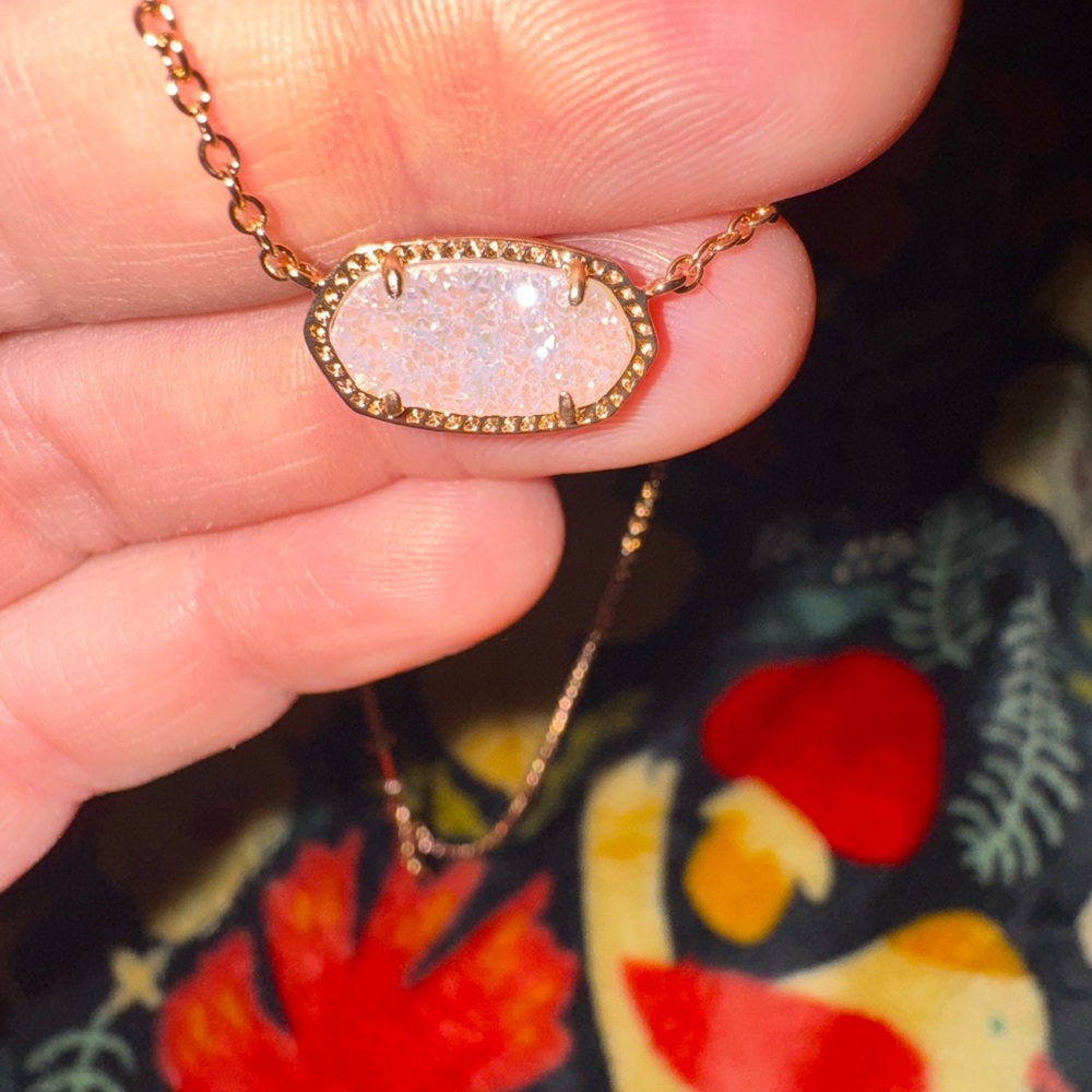 Kendra Scott Necklace
